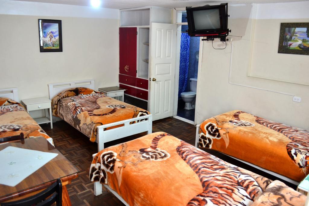 كويتو Hostal Loro Verde المظهر الخارجي الصورة